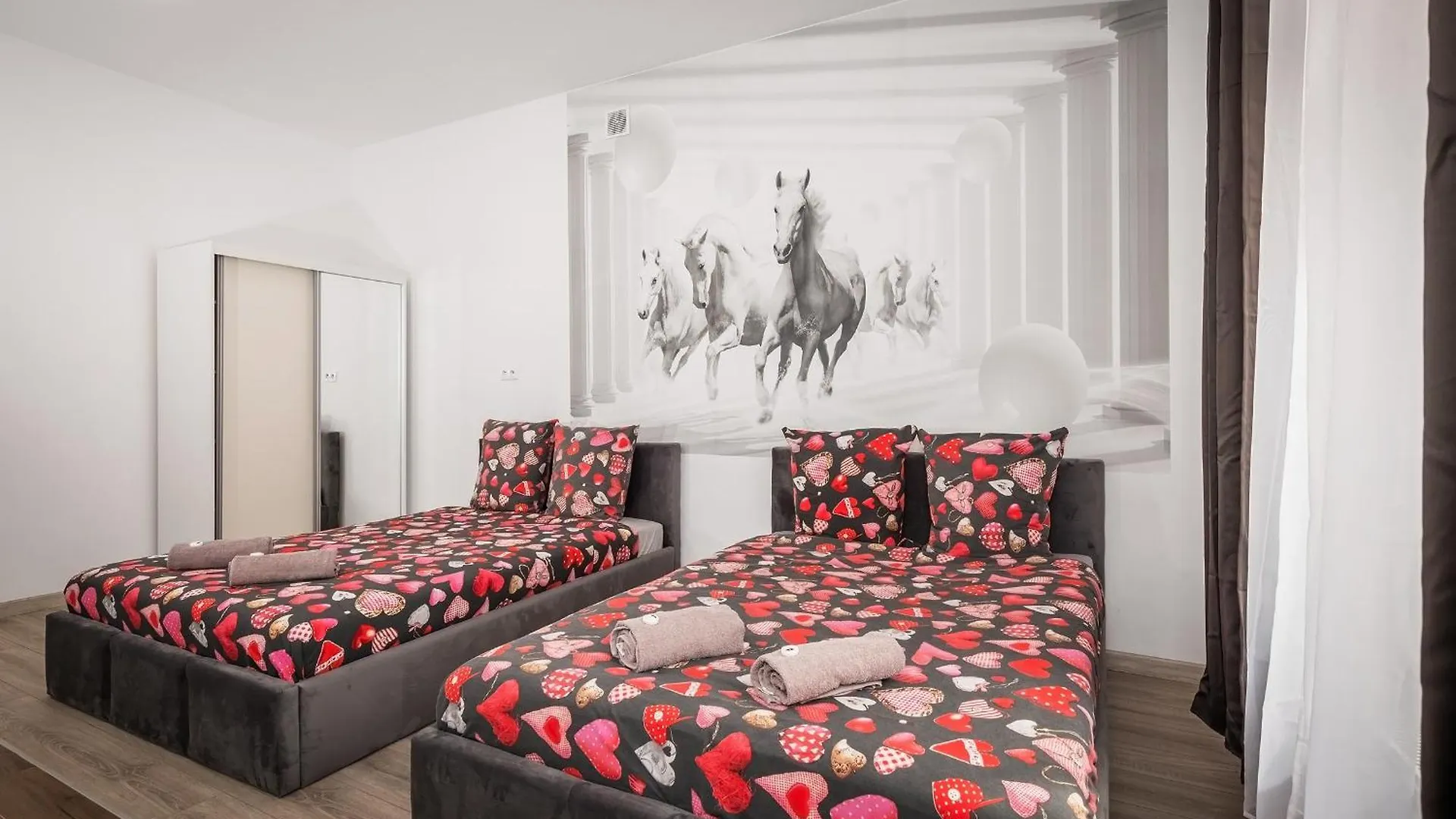 Queen Apartments كراكوفيا