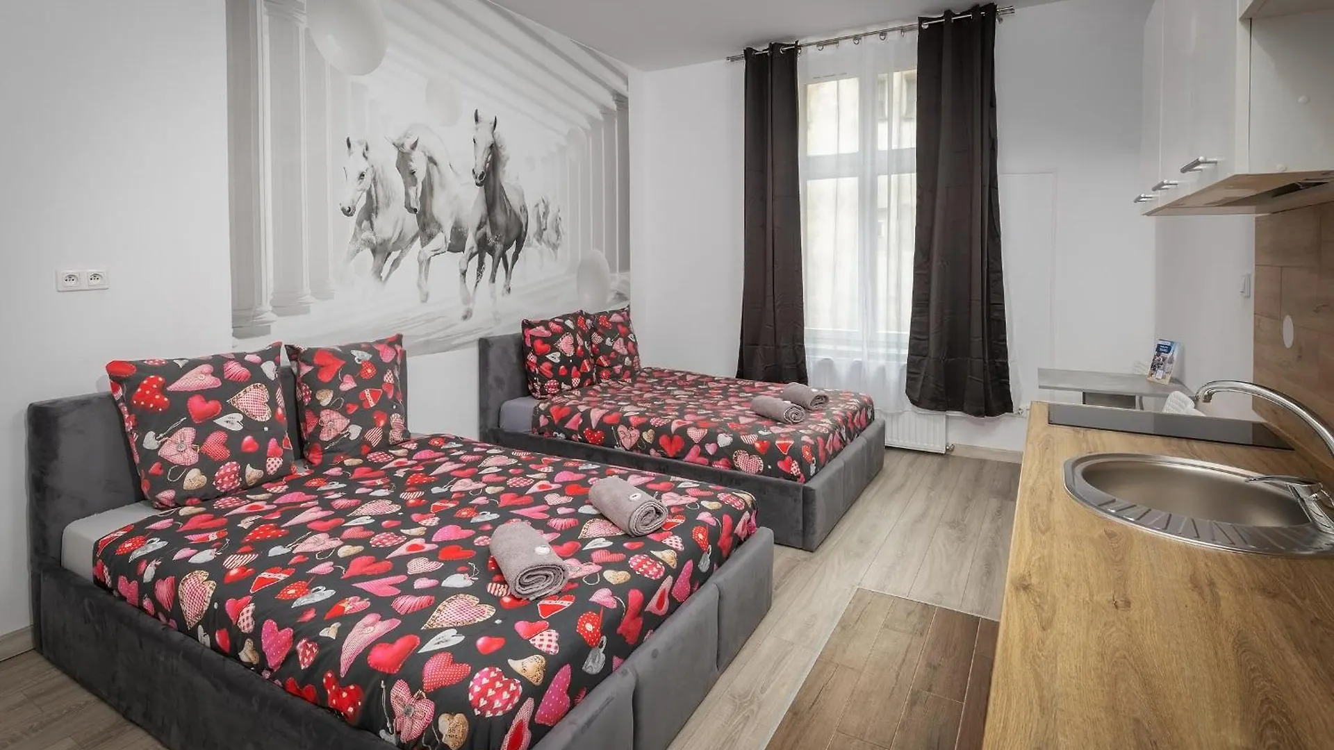 Queen Apartments Krakow 0*,  Poland